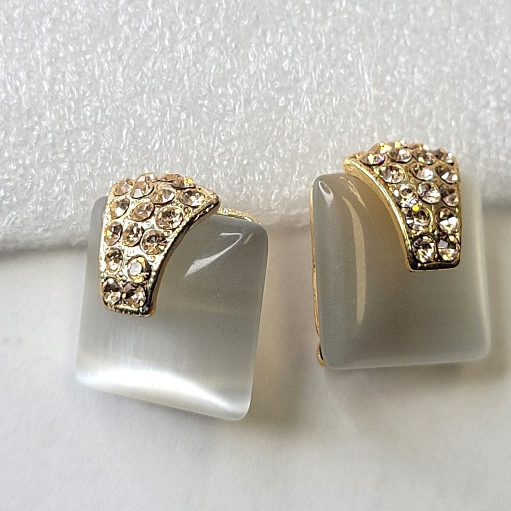 Cufflink Style Earrings - Picture 2 of 11